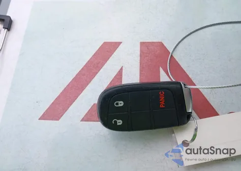 2019 Dodge Journey Crossroad z USA, uszkodzony, nr VIN 3C4PDCGGXKT716949